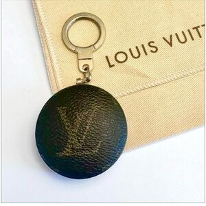 Louis Vuitton Black and Gold Key Holder